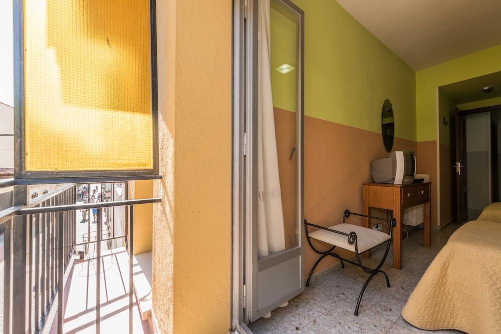 ארגנדה דל ריי Hostal Arkanta מראה חיצוני תמונה